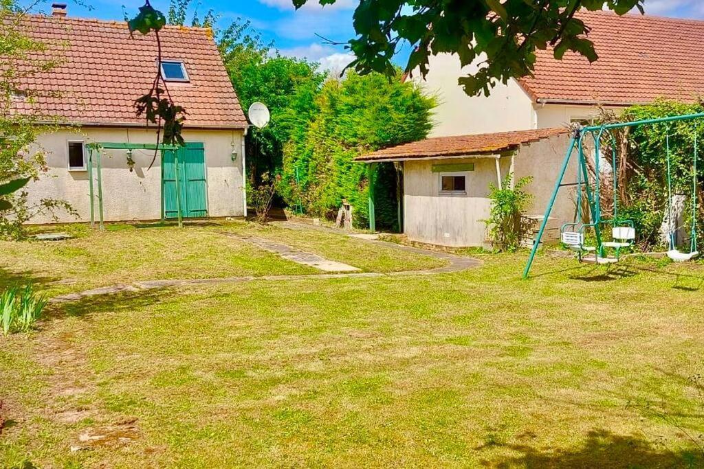 In Quiet Village Ferienhaus *